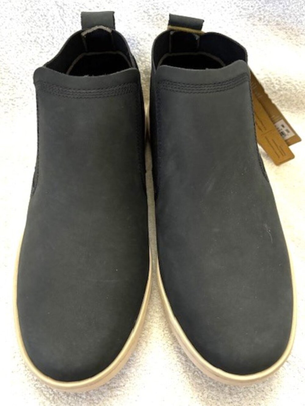Olukai Pehuea Mid high Nubuck leather sneaker in Lava Rock NWT Size 10